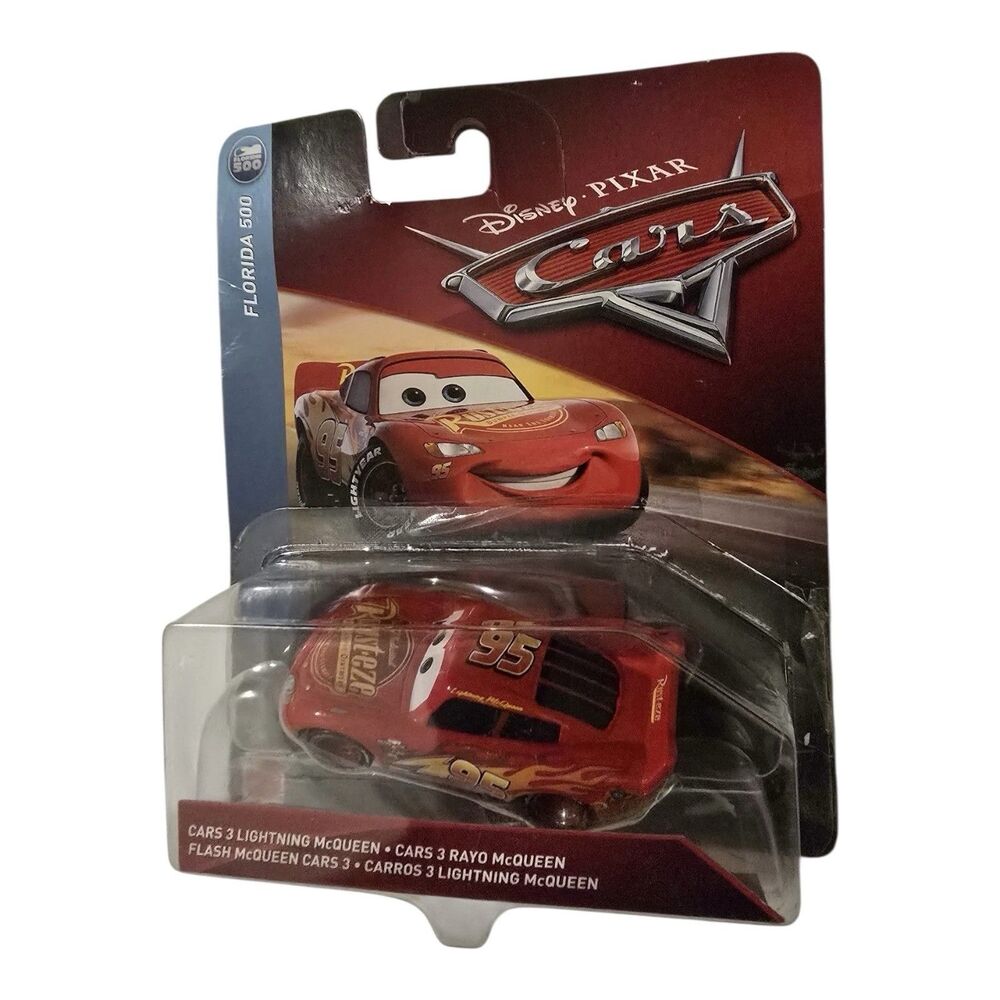 Disney Pixar Cars - CARS 3 LIGHTNING MCQUEEN COLLECTOR CARD 2018 - 1:55 Diecast